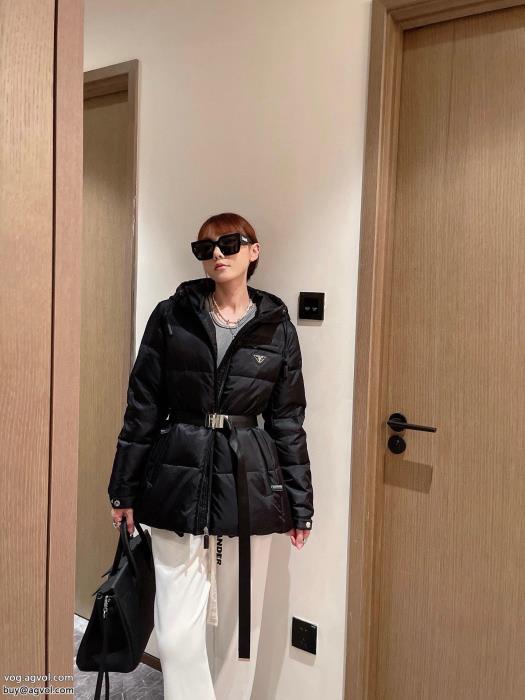 ハイセンス最新2023ダウンジャケットブランド コピー 販売PRADA_0_1