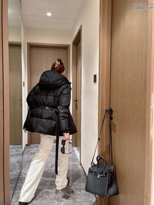 ハイセンス最新2023ダウンジャケットブランド コピー 販売PRADA_0_3
