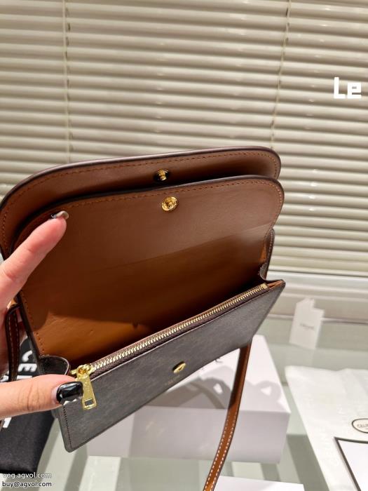 CELINE印象に残るデザイン好感度が高いアイテム偽 ブランド 販売バッグ_0_4
