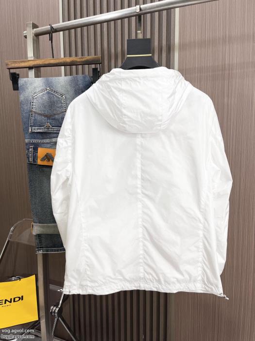 お色味たくさん大人気大注目国内完売数量限定激安 ブランド 通販プラダジャケット_0_1