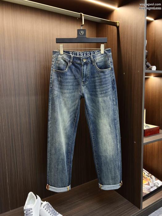 BURBERRYジーンズ偽物 ブランド 販売春先に注目を集める最安に挑戦_0_2