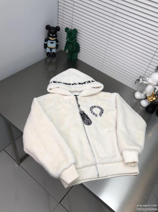 コート偽 ブランド 販売普段使いに最適の大人スタイル人気沸騰中CHROME HEARTS_0_2