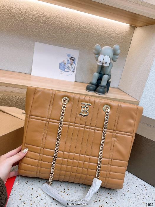 お買得セール人気話題バッグコピー ブランド 販売バーバリー_0_0