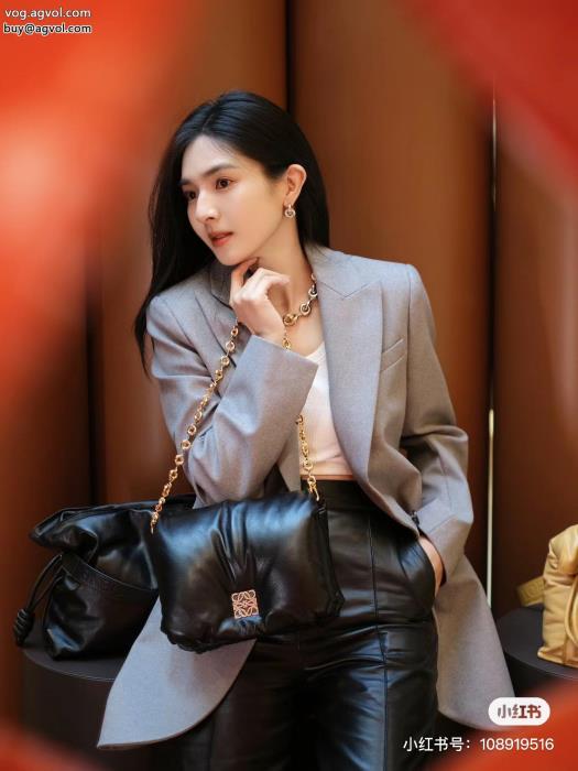 LOEWEブランド 激安 2024最新コラボ　完売間近顧客優待セールバッグ_0_5