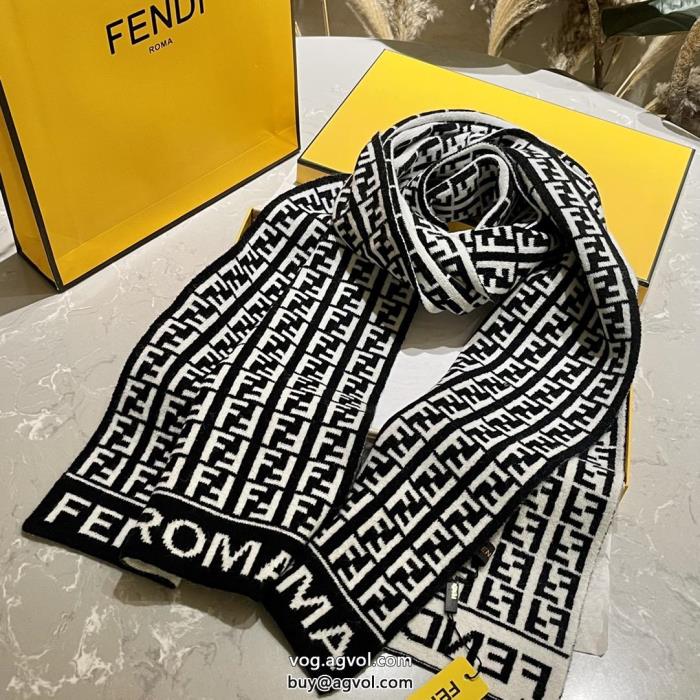 FENDIマフラーカジュアルなのに高感度が高く柔らかな着心地ブランド 偽物 通販_0_3