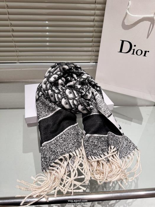 DIORマフラーコピー 商品 ブランドお洒落上級者完売間近_0_3