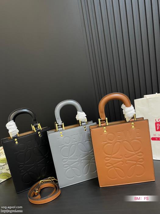 ブランド フェイクLOEWEバッグ2024シーズン継続トレンド新着数量限定_0_3