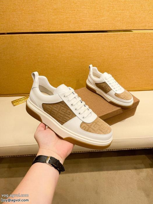 VERSACE夏のコーデにぴったり抜群の人気を集めコピー ブランド 通販スニーカー_0_4