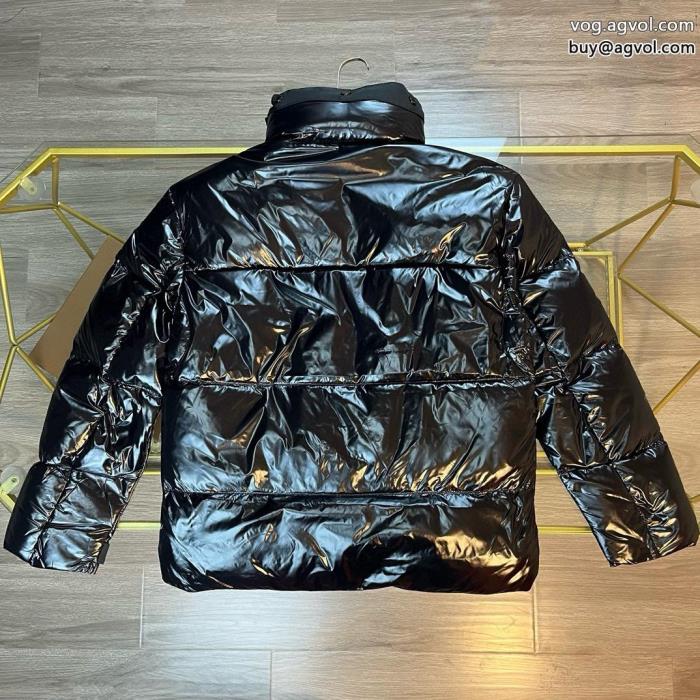 清潔感の高い新品完売必至偽物 ブランドBURBERRYダウンジャケット_0_3
