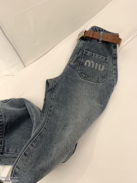 絶対に抑えておきたいトレンド今年風MIUMIUブランド 偽物 激安ジーンズ_0_3