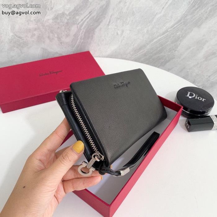ブランド 品 激安 通販FERRAGAMO著名人の着用鮮度が手に入る財布_0_2