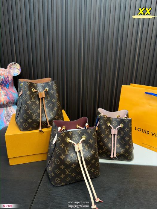 涼しげな印象のお洒落な印象にバッグブランド コピー s 級LOUIS VUITTON_0_0