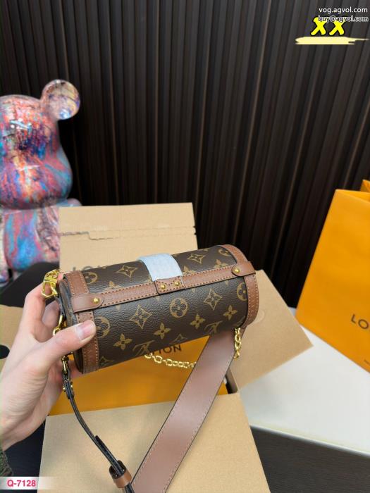 スーパー コピー 安心LOUIS VUITTONロゴが美しい最新先取りおしゃれなロゴ入りバッグ_0_3