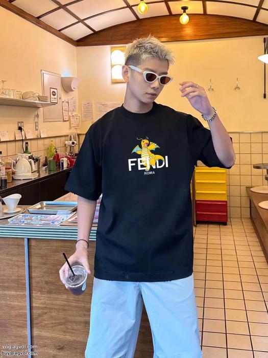 半袖Tシャツスーパー コピー ブランド在庫あり即発知的優秀アイテムフェンディ_0_2