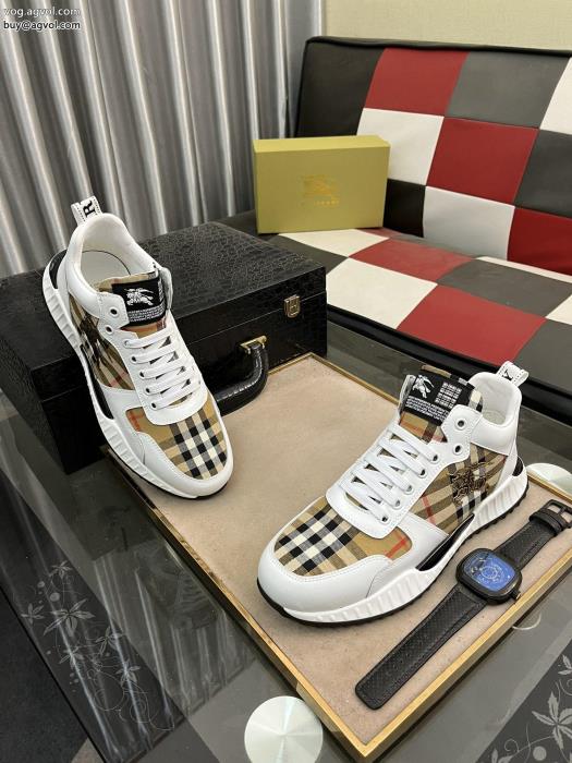 スニーカーコピー ブランド 通販バーバリー限定品 人気No.1大人な印象が溢れ出る_0_1