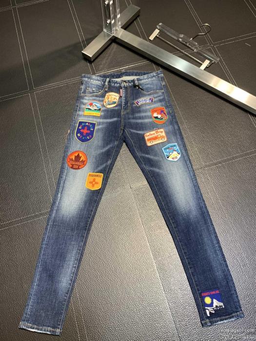 激安 ブランドジーンズ涼しげな印象の完売在庫確保DSQUARED2_0_2