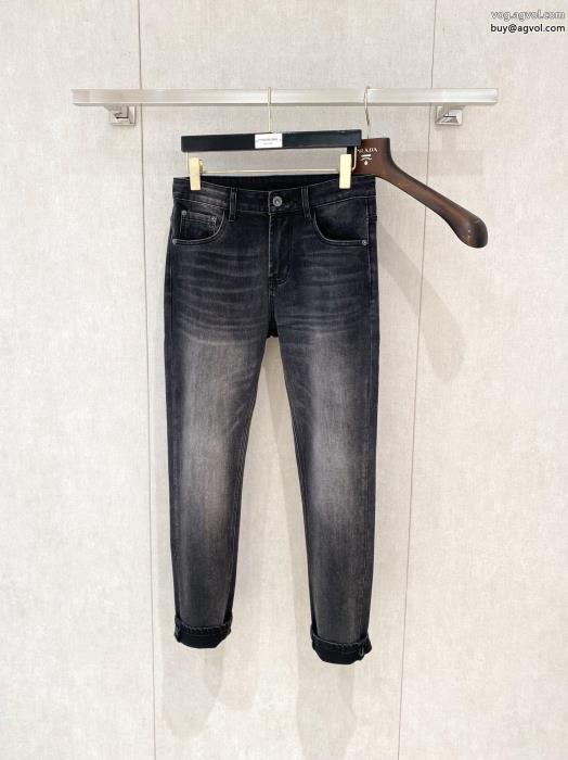 偽物 ブランドジーンズ最大の魅力上品で優しい雰囲気にCHROME HEARTS_0_3