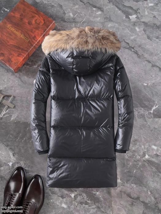 MONCLERダウンジャケットVIPセールで破格決算在庫処分激安 ブランド 通販_0_0