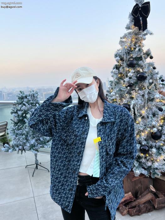 コートトレンドを追求した新作昨年も人気のアイテム新品偽物 ブランド 激安Off-White_0_2