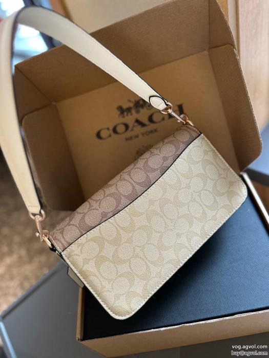 バッグスーパー コピー 安心 COACH2024人気新色が登場お洒落上級者_0_4