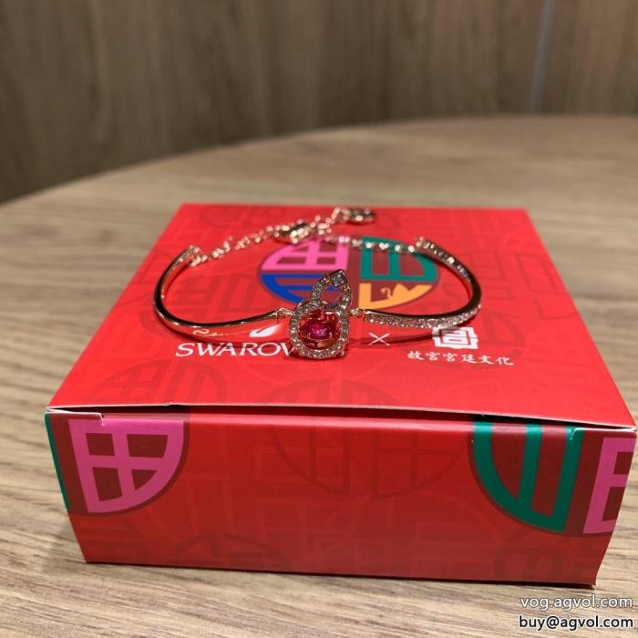 コピー ブランド 通販腕輪気兼ねなく使える上品な落ち感あるSWAROVSKI_0_2