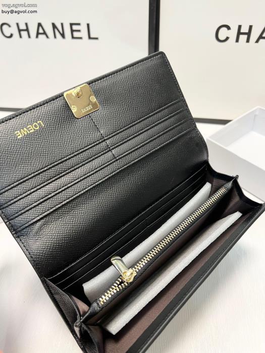 財布LOEWE今シーズン新作春先に注目を集めるスーパー コピー 通販_0_1