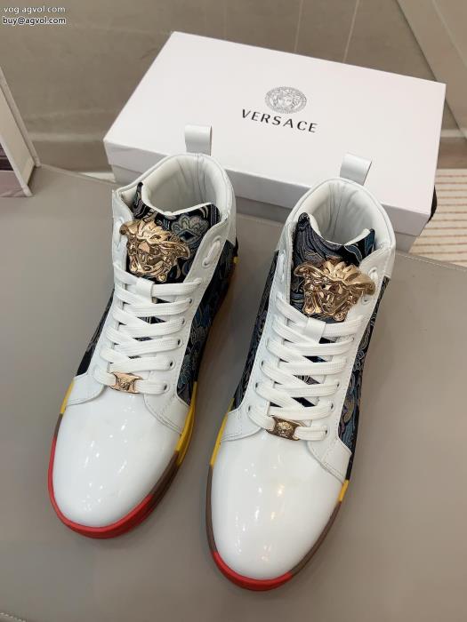 最新作大人っぽく着こなせるスニーカースーパー コピー 安心 VERSACE_0_0