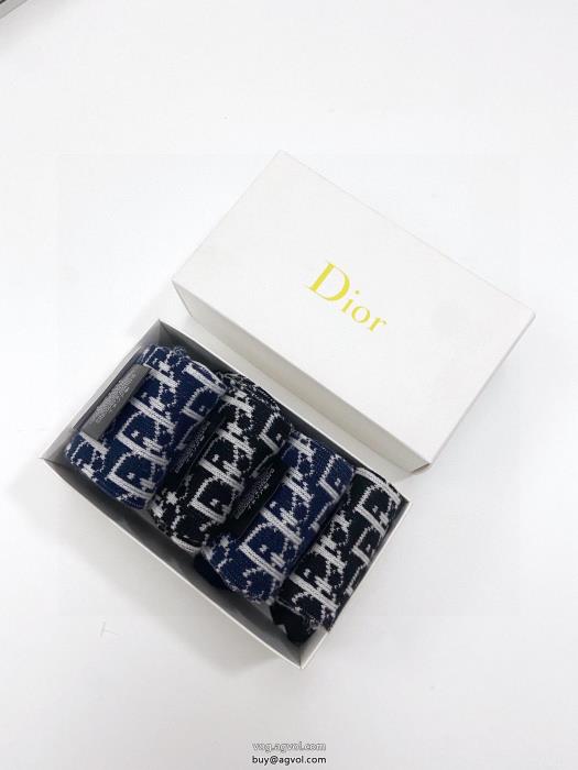 DIOR最新作即発上質感靴下ブランド コピー 専門_0_1
