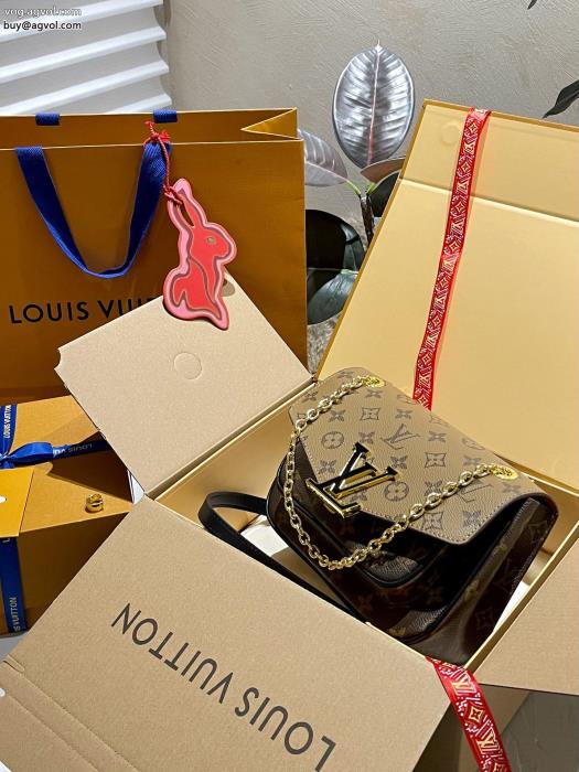 この夏絶対欲しい着回し力抜群大人気LOUIS VUITTONコピー 商品 通販バッグ_0_4