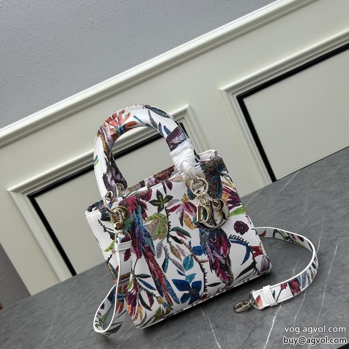 ゆったりシルエットバカ売れ継続中バッグコピー ブランド 販売DIOR_0_4