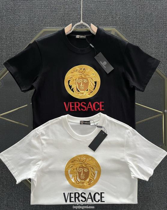 ブランド フェイク半袖Tシャツ季節をまたい新作アイテム今季のベスト新作VERSACE_0_0