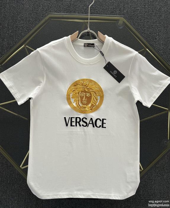 ブランド フェイク半袖Tシャツ季節をまたい新作アイテム今季のベスト新作VERSACE_0_2