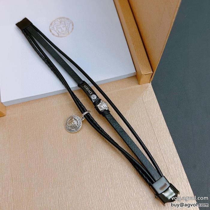 コスパ最強今季のベスト新作ヴェルサーチブランド 偽物 激安腕輪_0_2