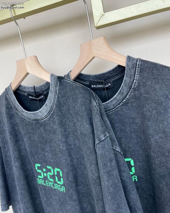 ブランド 品 コピーバレンシアガ2024年トレンド感が強いゆったりシルエット半袖Tシャツ_0_1