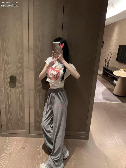 セットALEXANDER WANG上品カジュアルな雰囲気に視線を集めてブランド コピー_0_3