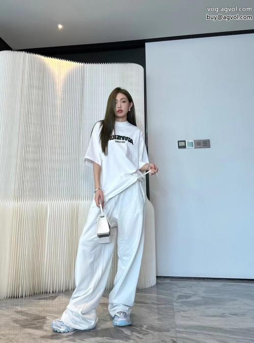 バレンシアガ半袖Tシャツ限定生産品ストリートに溢れるウェアコピー 商品 販売_0_2