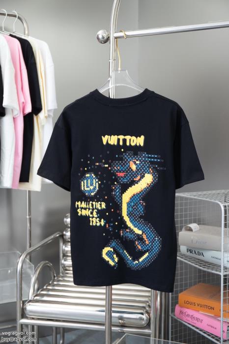 LOUIS VUITTONコピー ブランド 販売半袖Tシャツ232024大注目日本未入荷_0_1