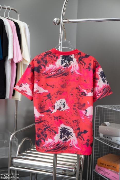 LOUIS VUITTON上品さ漂うセールで格安半袖Tシャツスーパー ブランド コピー_0_1