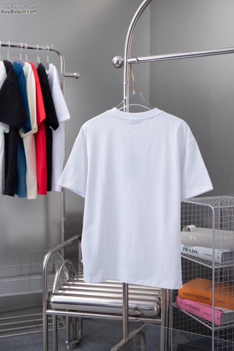 コピー 商品 販売半袖Tシャツ個性的なスタイリングやっぱり欲しい即発送PRADA_0_2