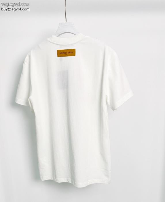 ブランド コピー 販売ルイ ヴィトンどんなシーンにも高級感が溢れた半袖Tシャツ_0_1