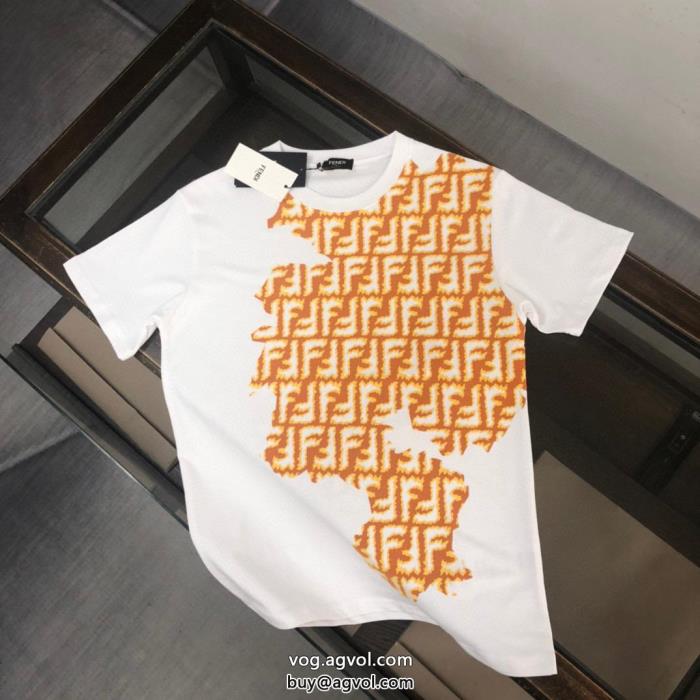 海外限定限定モデルコピー ブランド半袖Tシャツフェンディ_0_0