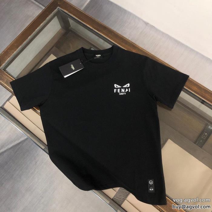 売切必至2024年SSのトレンド半袖Tシャツフェンディコピー 商品 販売_0_0
