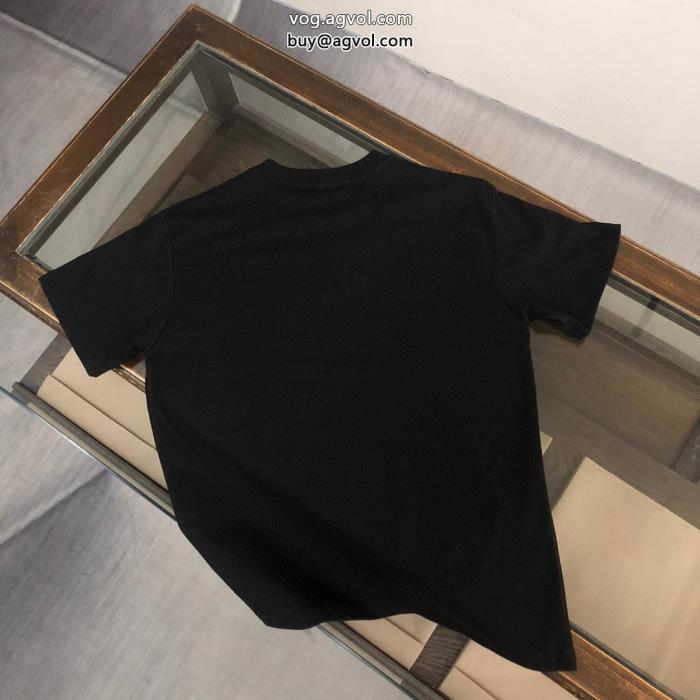 FENDI偽 ブランド 購入半袖Tシャツ贅沢な逸品大人の華やかさを演出_0_1
