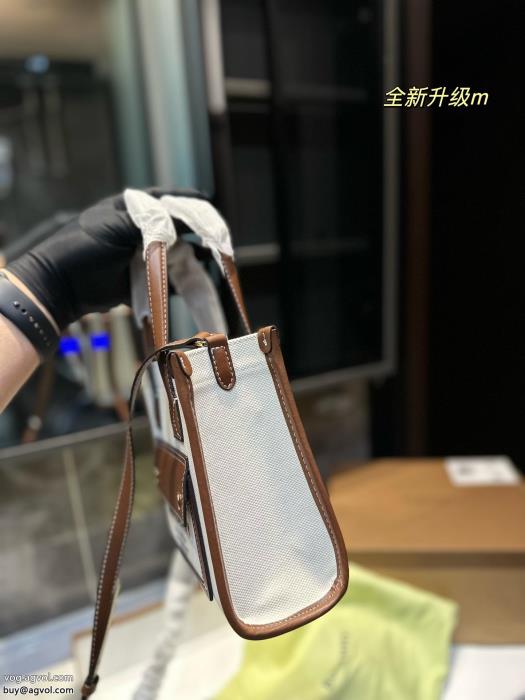 バッグ切りっぱなしデザイン話題のアイテムBURBERRYコピー 商品 ブランド_0_2