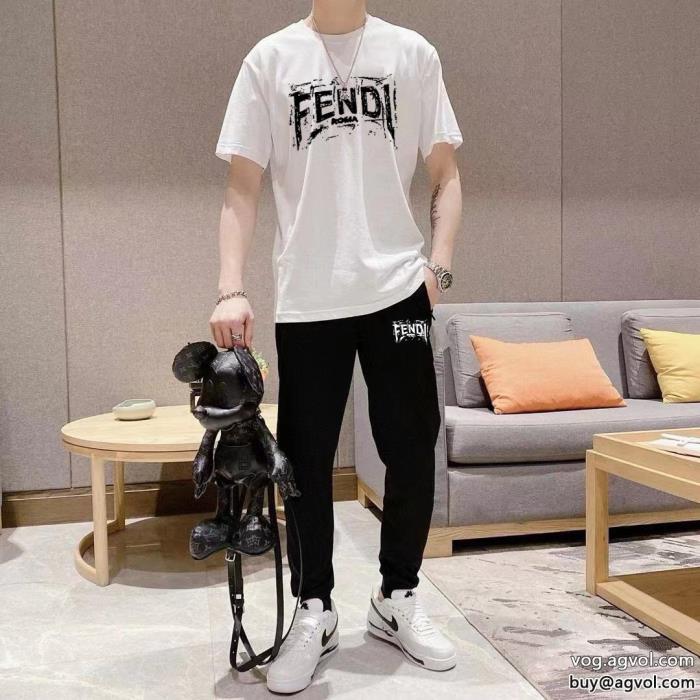 今季大人気のデザイン素敵なデザインスーパー コピー ブランドセットFENDI_0_1