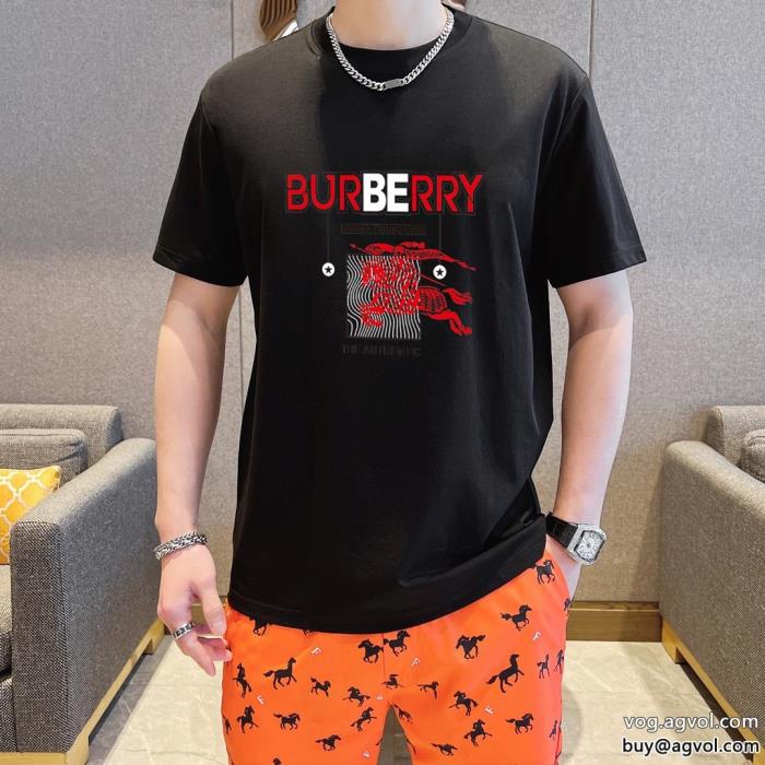 コピー 品 販売バーバリー派手すぎず上品なカジュアルコーデに半袖Tシャツ_0_3