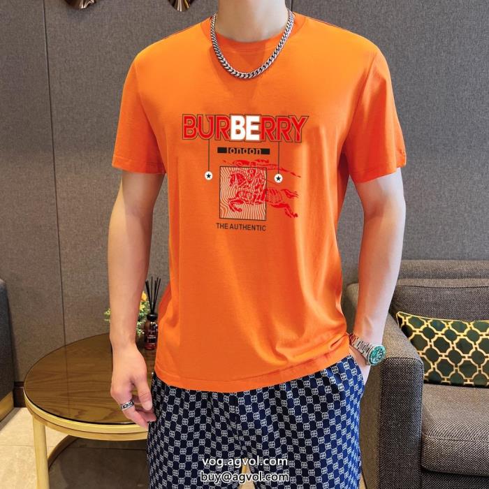 コピー 品 販売バーバリー派手すぎず上品なカジュアルコーデに半袖Tシャツ_0_4
