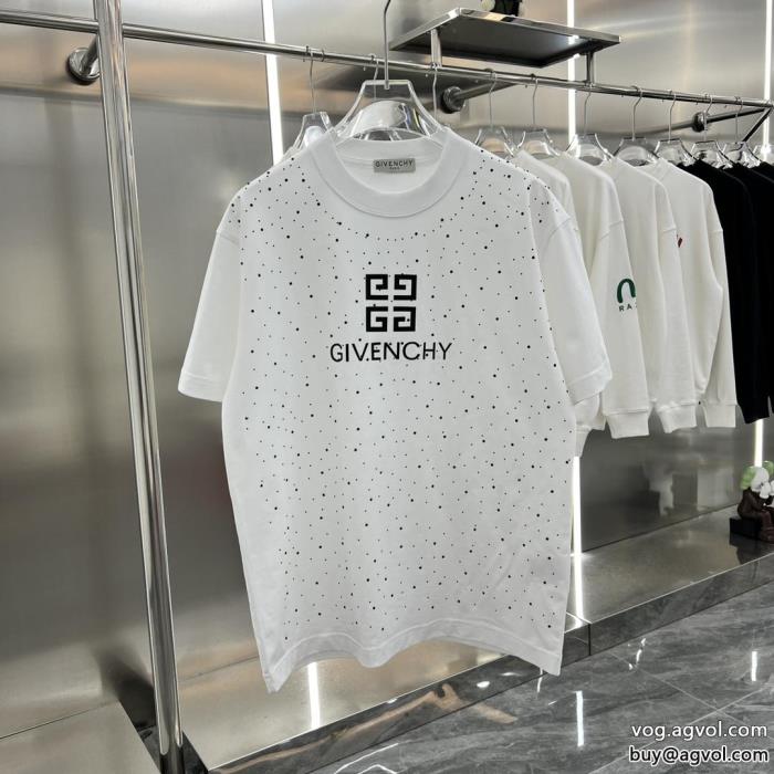 GIVENCHY偽物 ブランド半袖Tシャツ最前線2024今旬のシルエットバランス_0_1