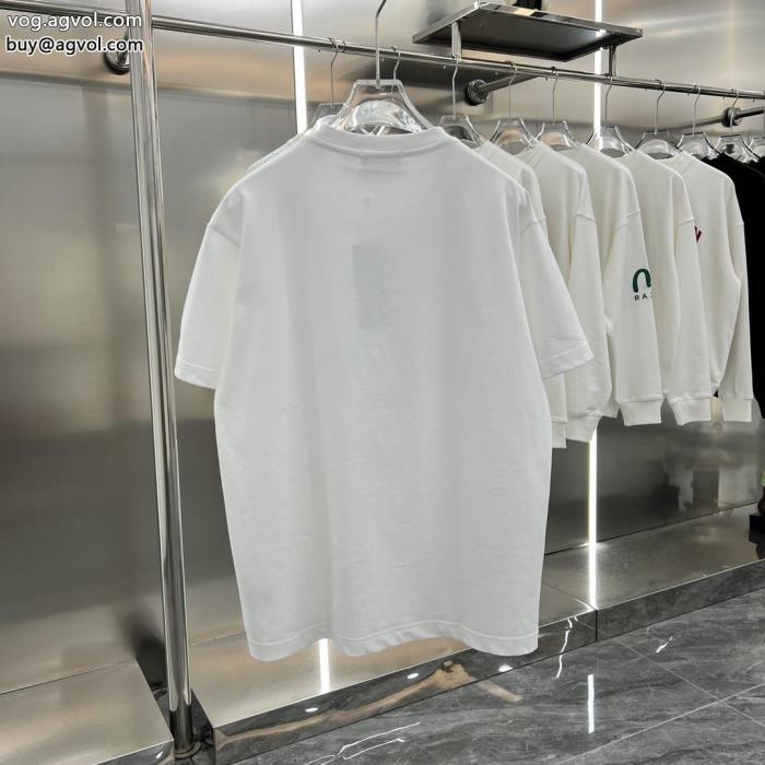 GIVENCHY偽物 ブランド半袖Tシャツ最前線2024今旬のシルエットバランス_0_2