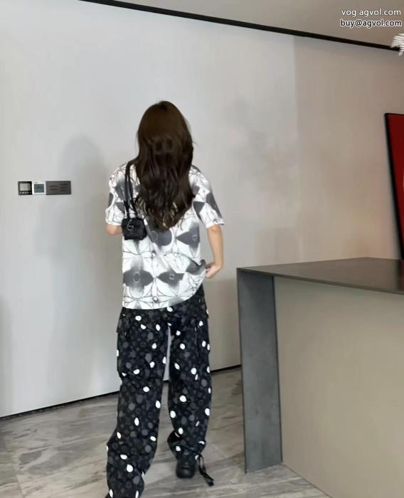 ルイ ヴィトン限定生産品完売必須激安 ブランド半袖Tシャツ_0_1